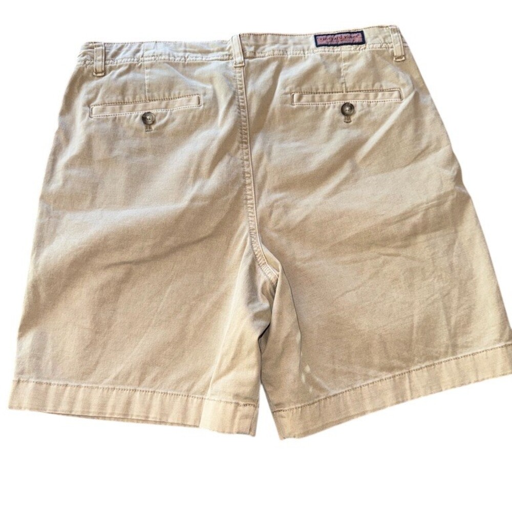 Vineyard Vines Chino Shorts Mens 30 Beige Flat Front 4-Pocket Casual Golf - Picture 2 of 5
